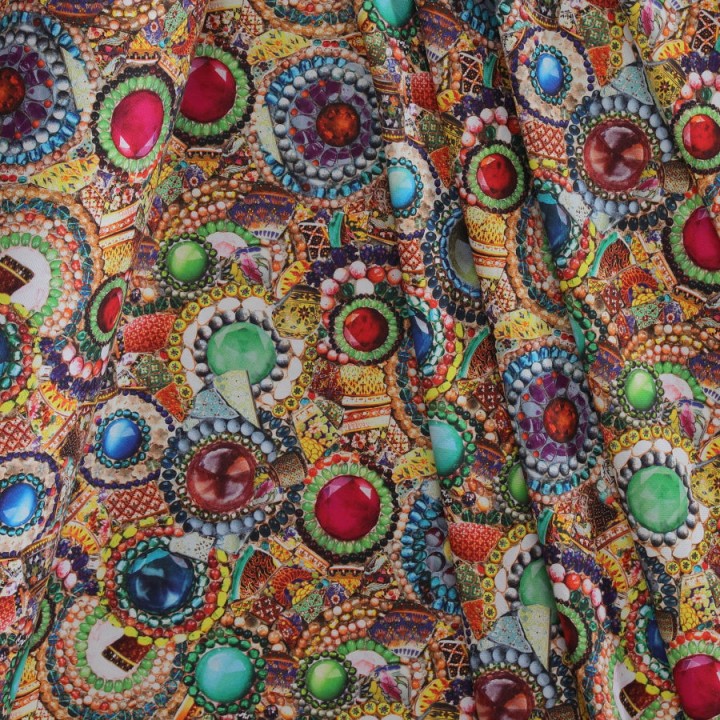 348497520000_color_1.jpg